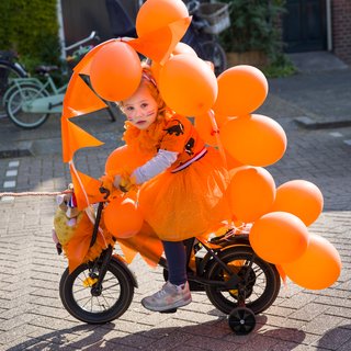 For example, King’s Day 2025 was celebrated: table tennis Máxima and overcrowded inner cities
