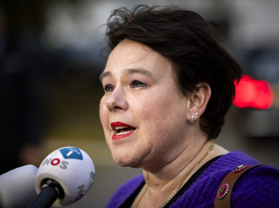 Utrecht Mayor Hits Back at 
